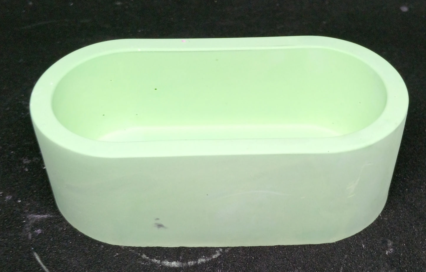 Oval votive (no candle)